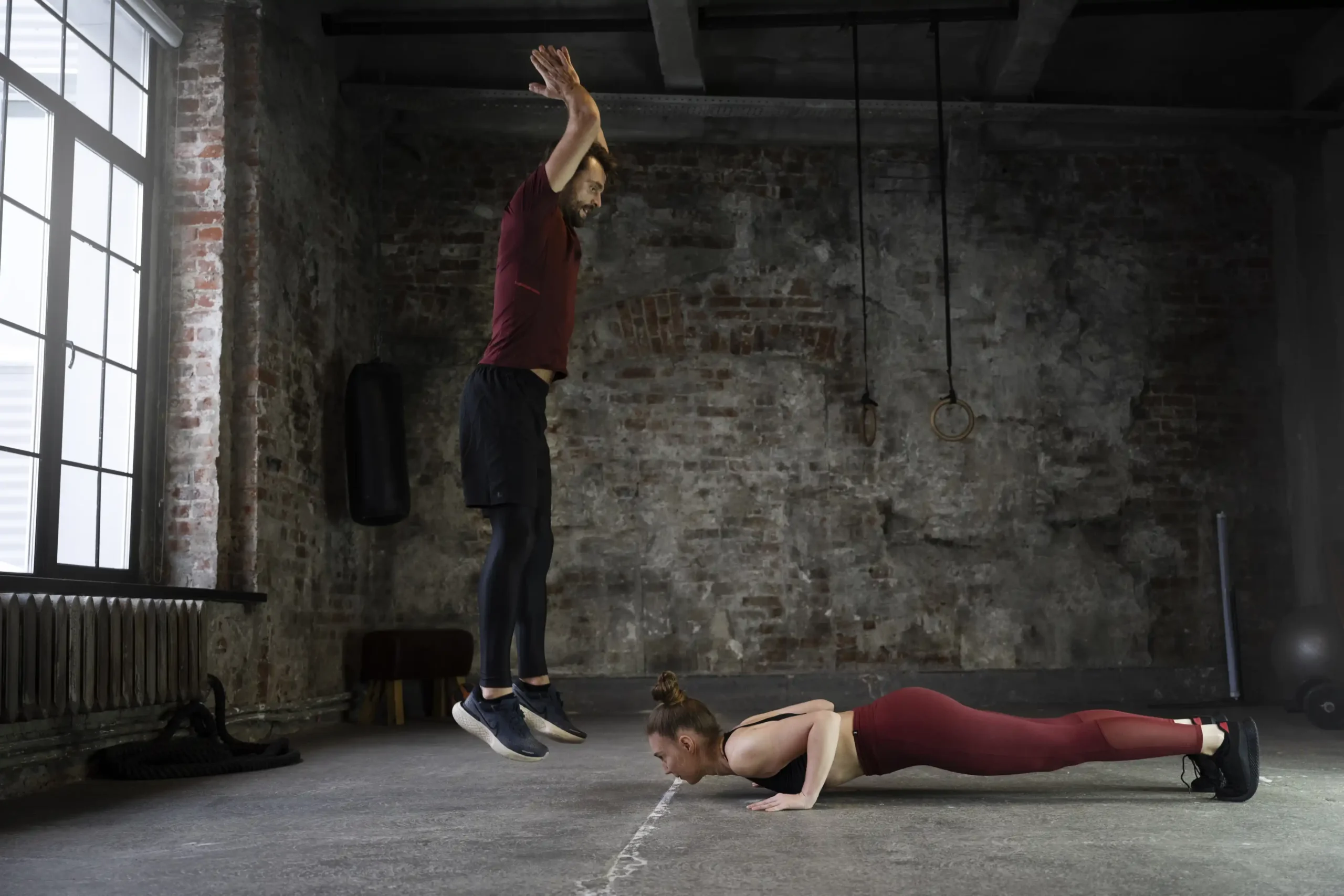 signs of overtraining in HYROX during repeated high intensity hybrid sessions